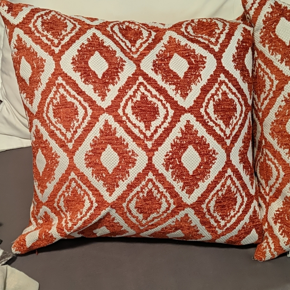 Throw Pillows